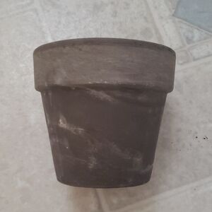 Simple Small Clay Flower Pot in Brown